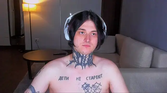 Chatroom XXX en direct de _torfin_