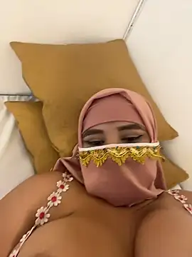 Karim_Nabil - Show Tits