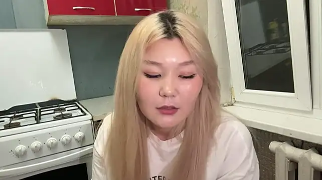 FoldedFood Chat XXX live