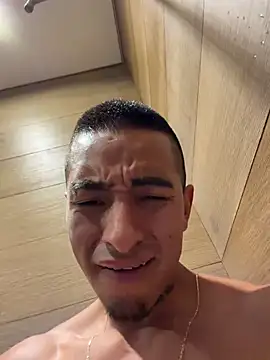 willclayy's Live XXX Chat