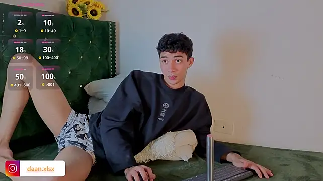 عرض كام Adriann_voss