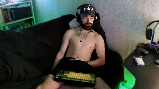 _Serious_Man live XXX chat