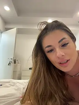 Онлайн чат XXX IsabellaEtthan