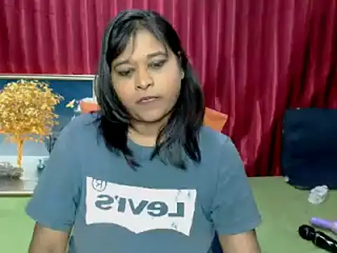 indian_glitter – Naživo XXX chat