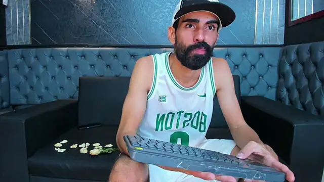 Chatroom XXX en direct de Andres_Bless