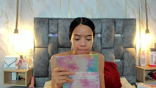 allison_11's Live XXX Chat