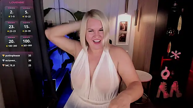 دردشة YolandaKiss الجنسية المباشرة
