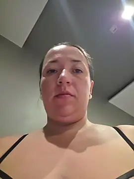 Aisha_carroway Chat XXX in diretta