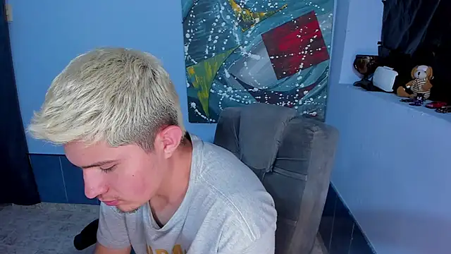 patrik_027 XXX чат на живо