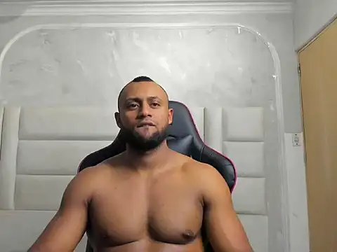 Dark_lennox's Live XXX Chat