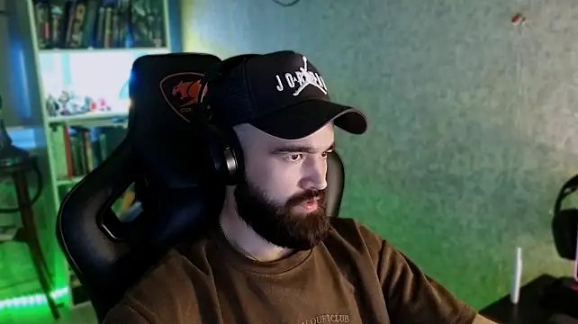 Chat XXX en directo de _Serious_Man