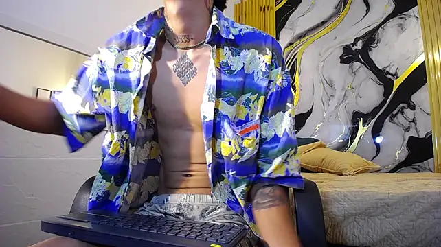 skyline_ryan live XXX chat