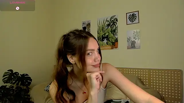 Chat +18 de NebulaaHaven ao vivo