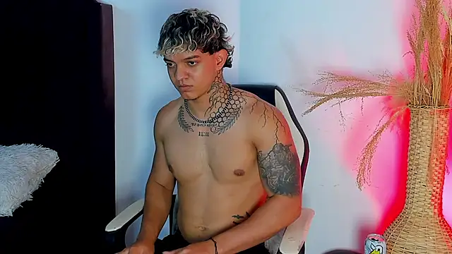 Chat +18 de Noah__Browm ao vivo