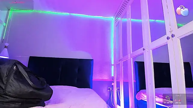 Meggymae01 - plug in ass