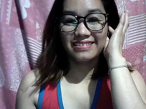 CreamyPussy30 Chat XXX live