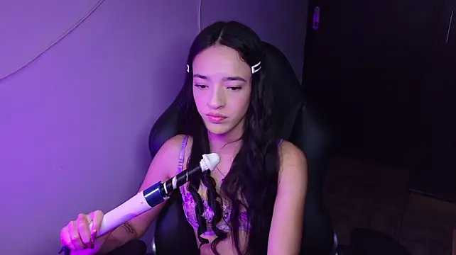 miIa_bratz's Live XXX Chat