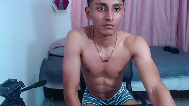 _bigrick_'s Live XXX Chat