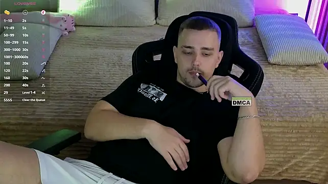 Larstar01 – Naživo XXX chat