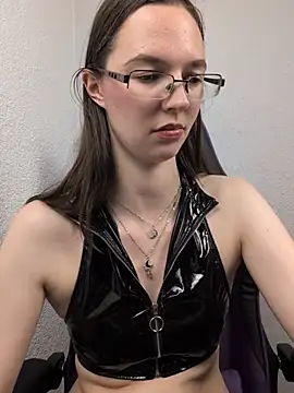 MrsCrazy18 Live XXX-Chat