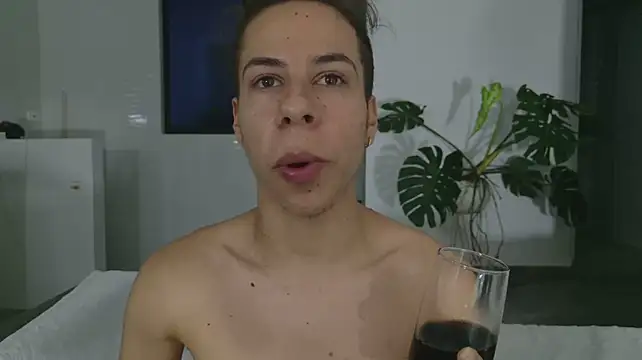 grey___27: απευθείας συνομιλία ΧΧΧ