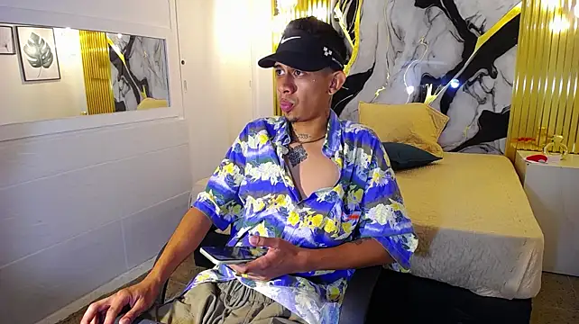 XXX chat uživo modela skyline_ryan