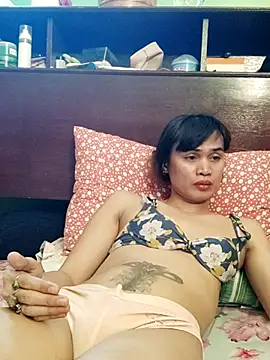 QueenSoreal's Live XXX Chat