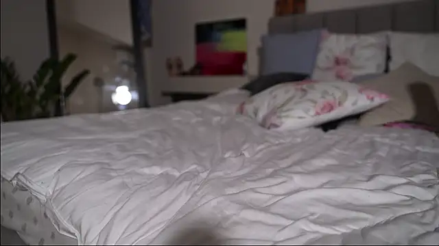 XXX chat uživo modela ella_twinkl