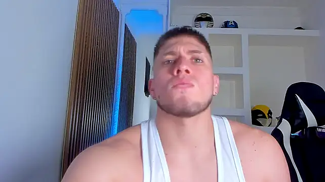 SebastianMaximoff_ élő XXX-chatje