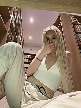 AlyssaFoxx_ – Naživo XXX chat