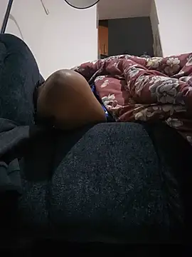 XXX chat uživo modela QueenQuincy