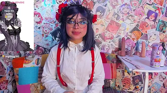 Mini_Rouse Adlı Modelin Canlı XXX Sohbeti