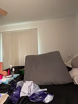 XXX chat uživo modela reecieofficial