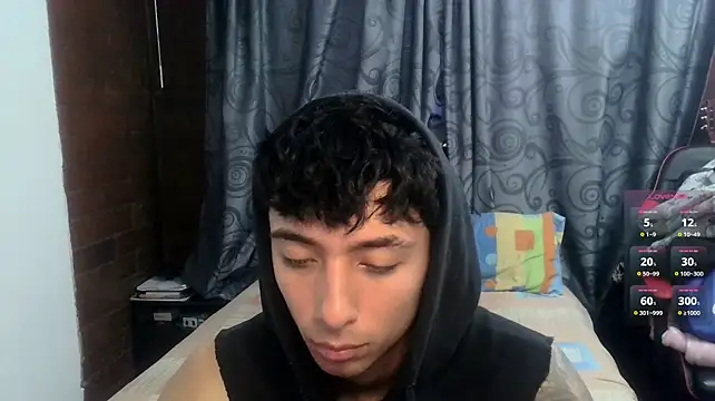 Mr__Aaronn XXX чат на живо