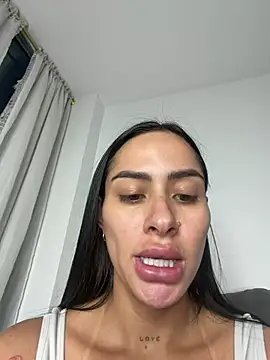 MoraFit_: απευθείας συνομιλία ΧΧΧ