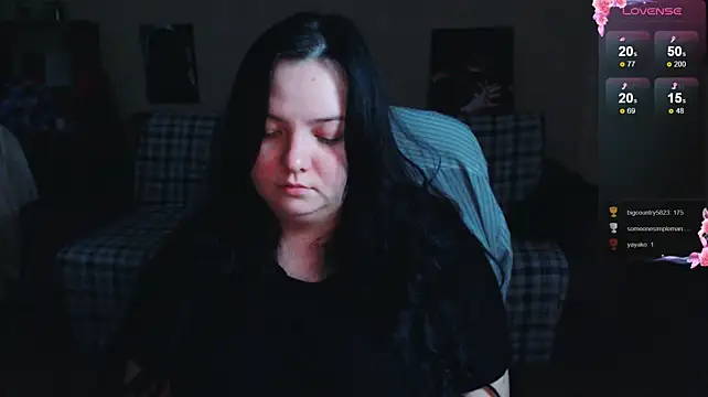EmillyBones' Live XXX Chat