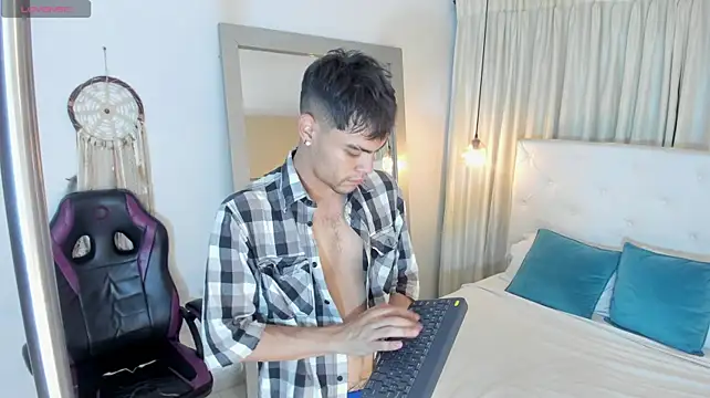 Chat +18 de Lycan____ ao vivo