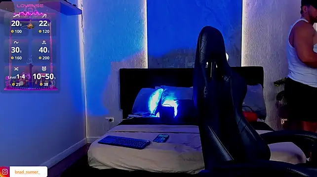 Chat XXX en directo de Brad_Summer