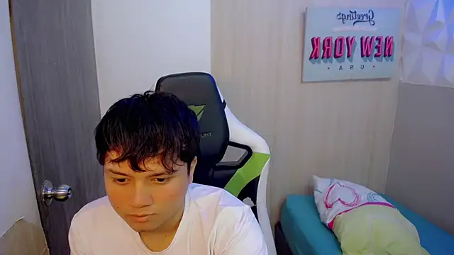 Chat XXX ao vivo de Tommy_cotton