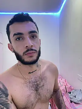 Chat +18 de Marcelo_ruiz_ ao vivo