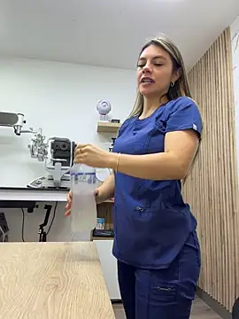دردشة alicee16 الجنسية المباشرة