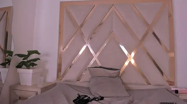 Quinn_ht Live XXX-Chat