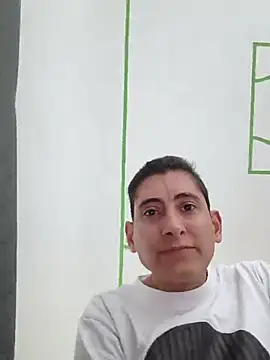 XXX chat uživo modela Tiger_cryad