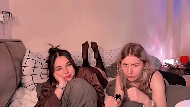 AlexxMichaell: απευθείας συνομιλία ΧΧΧ