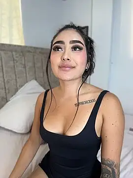 EmiilyEvans_ - show machine