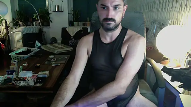 tomz0819 Live XXX-Chat