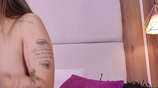 AmmyJones_ - Bounce my ass in ur face + spank ass