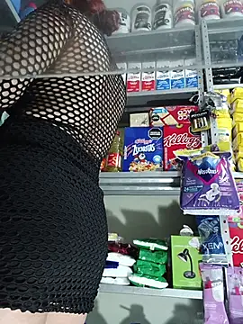 Queen_lorena XXX чат на живо