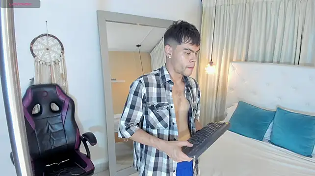 XXX chat uživo modela Lycan____