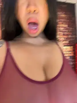 Chatroom XXX en direct de SmileyBabeXXX